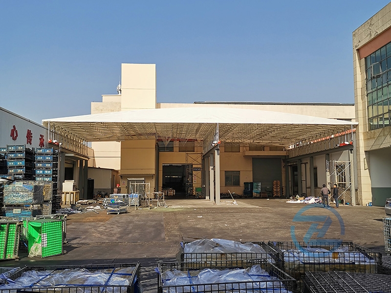 厂房电动推拉雨蓬