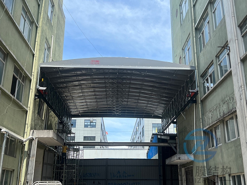 厂房电动推拉雨蓬