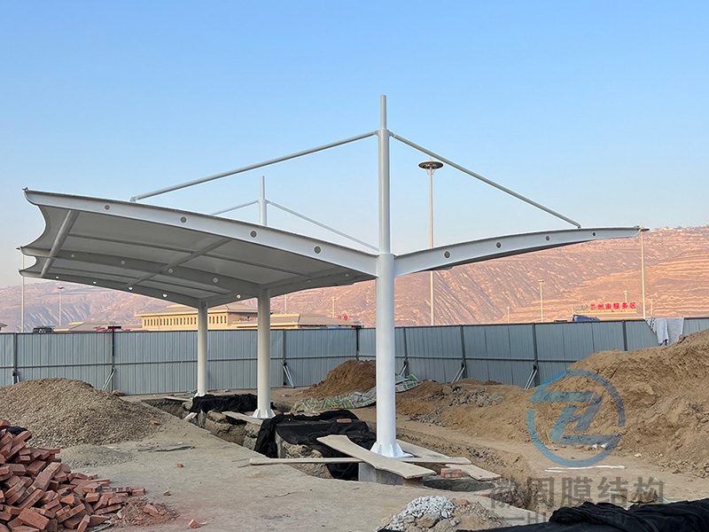 膜结构停车棚